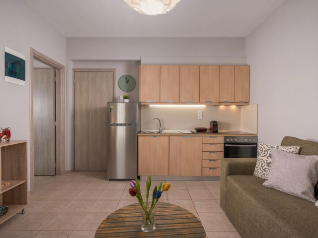apt 3 8